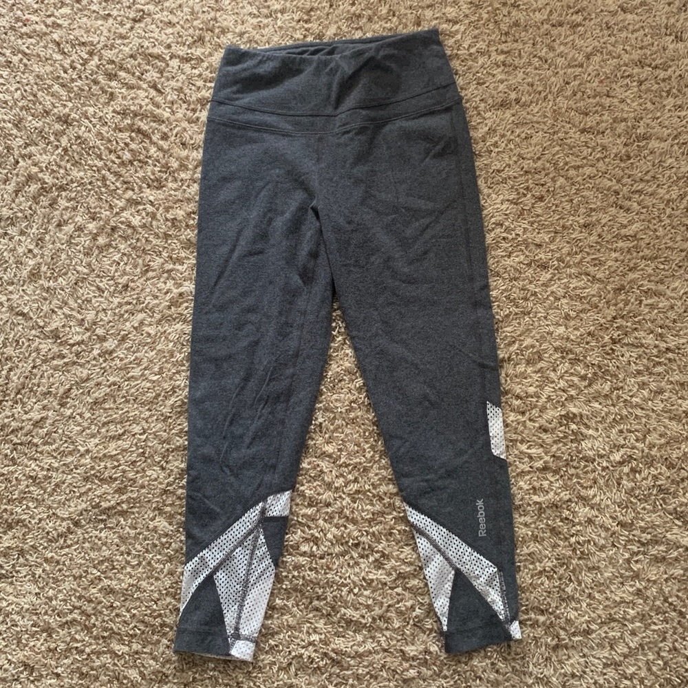 Grey leggings